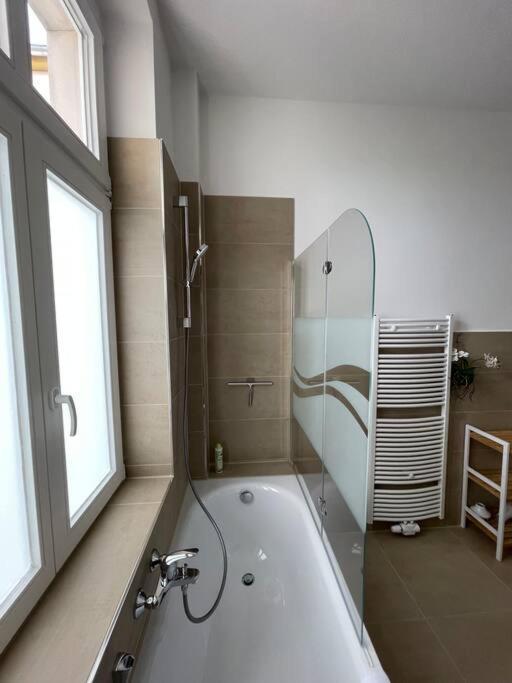 Lucky Stays Ls10 - Vollausstattung - Zentrum - Aufzug - Grosse Kueche - 2 Zimmer - Smart-Tv Magdeburk Exteriér fotografie