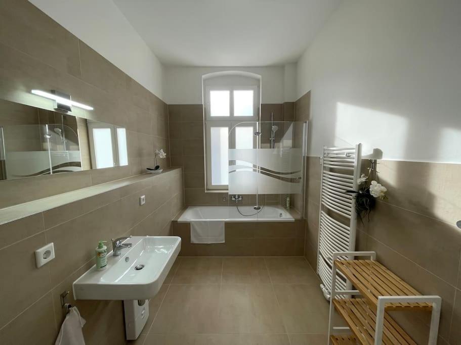 Lucky Stays Ls10 - Vollausstattung - Zentrum - Aufzug - Grosse Kueche - 2 Zimmer - Smart-Tv Magdeburk Exteriér fotografie